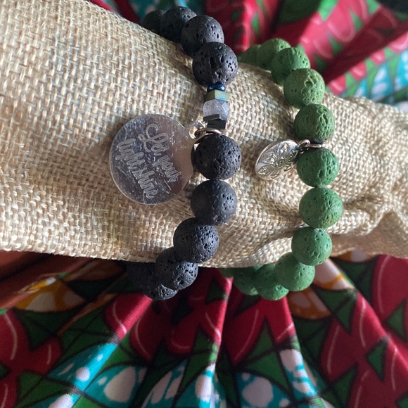 2-Piece Set Green and Black Lava Bead and Charm Stretch Bracelets - Picture 6 of 7